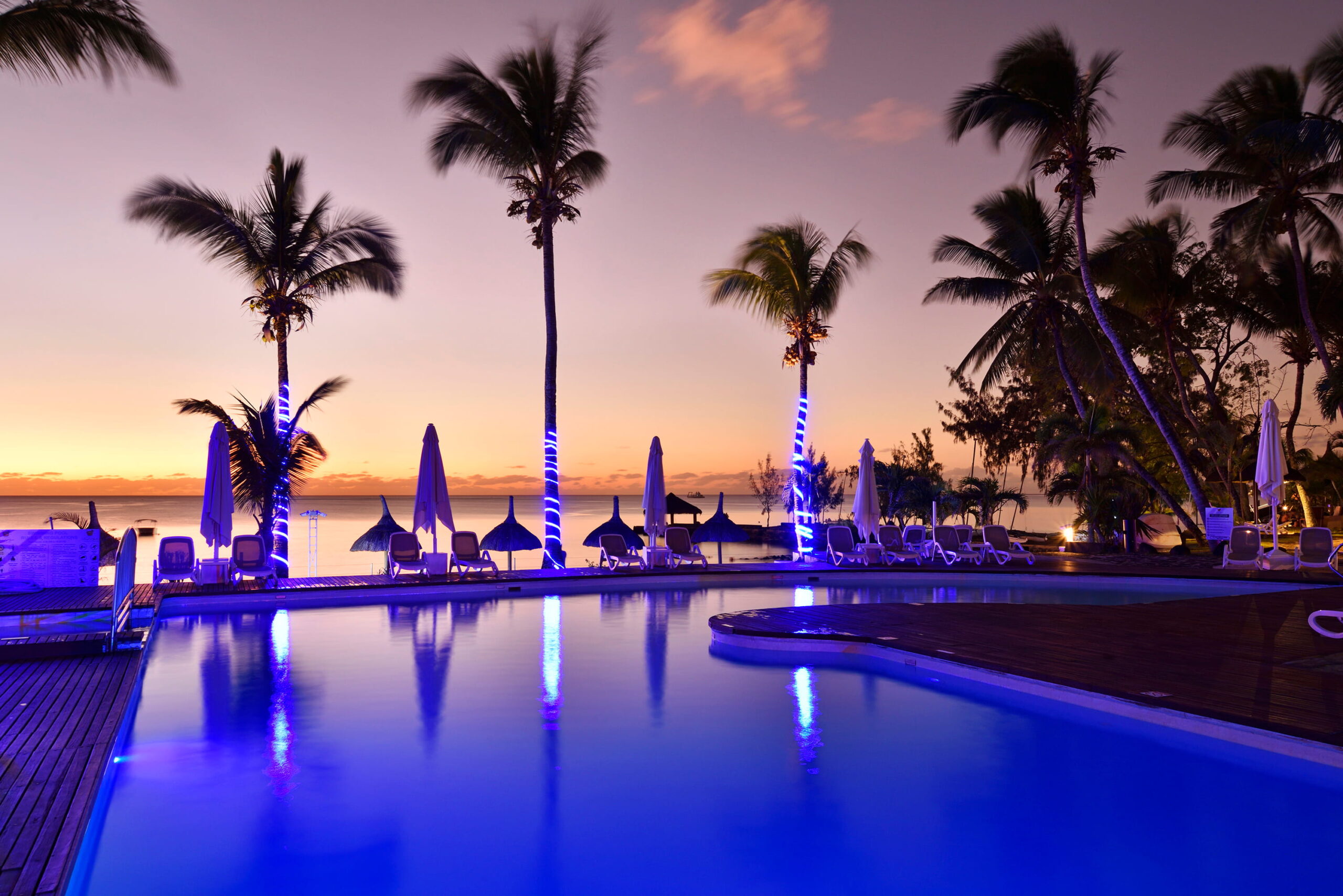 Piscine du Coral Azur Beach Resort Maurice Transcontinents