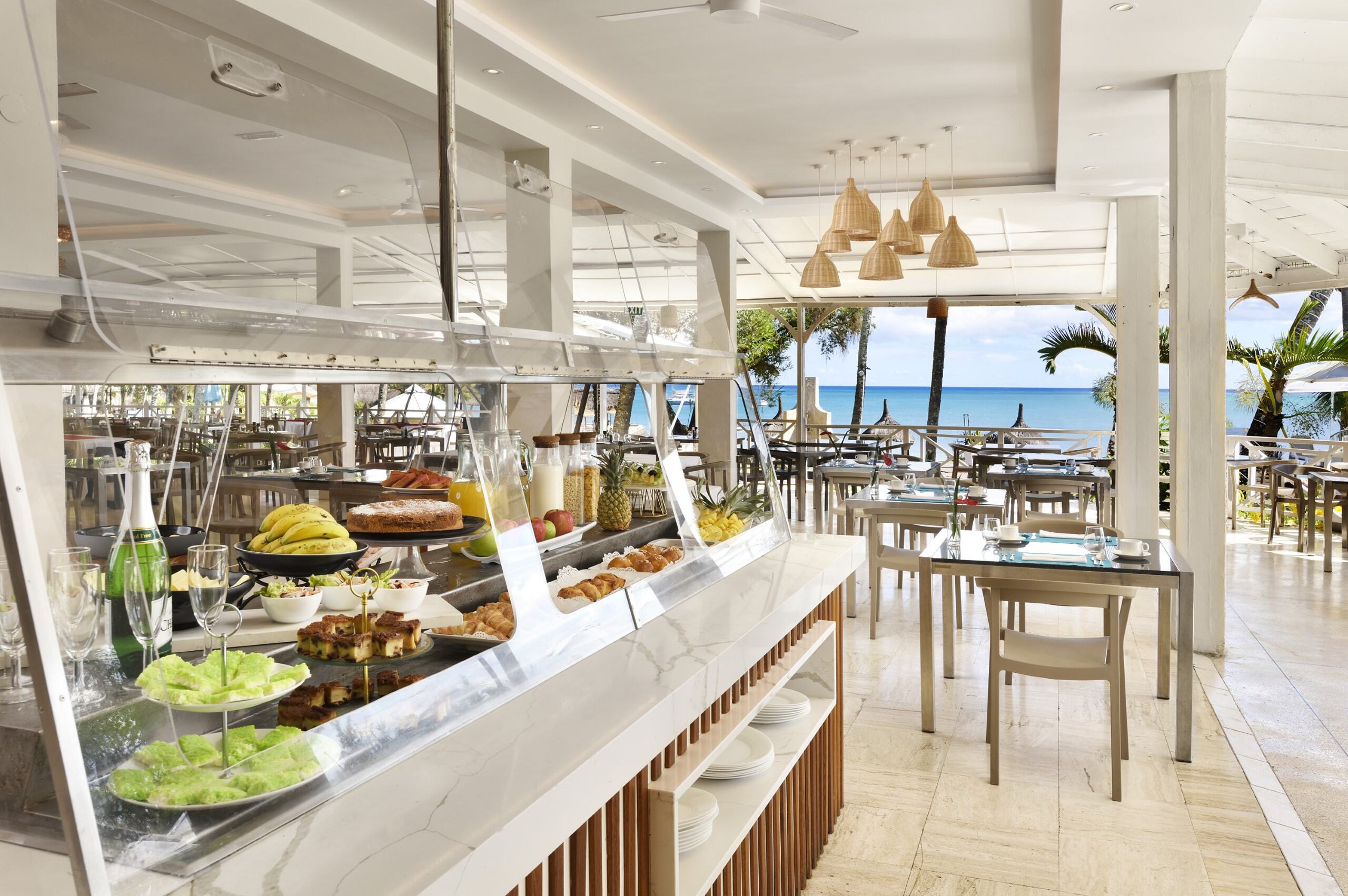 Restaurant Wahoo Coral Azur Île Maurice Transcontinents